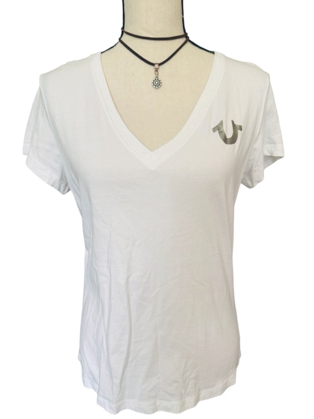 True Religion Buddha World Tour Graphic Tee White V-Neck Women’s Medium